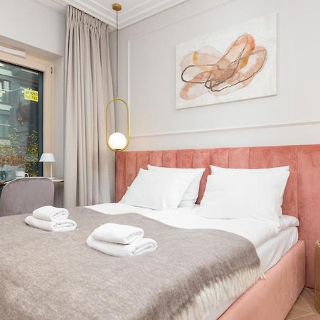 Mennica Residence Apartments By Renters Prestige Warszawa Eksteriør billede